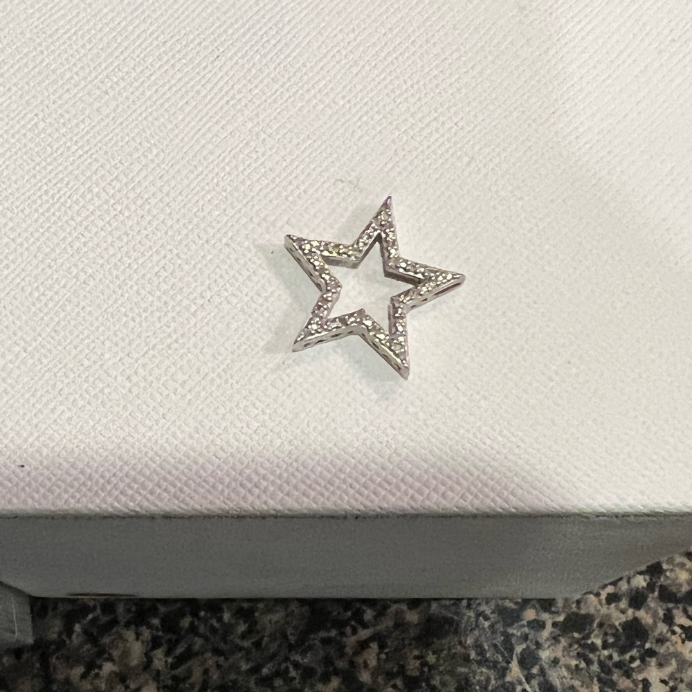 Diamond star pendant